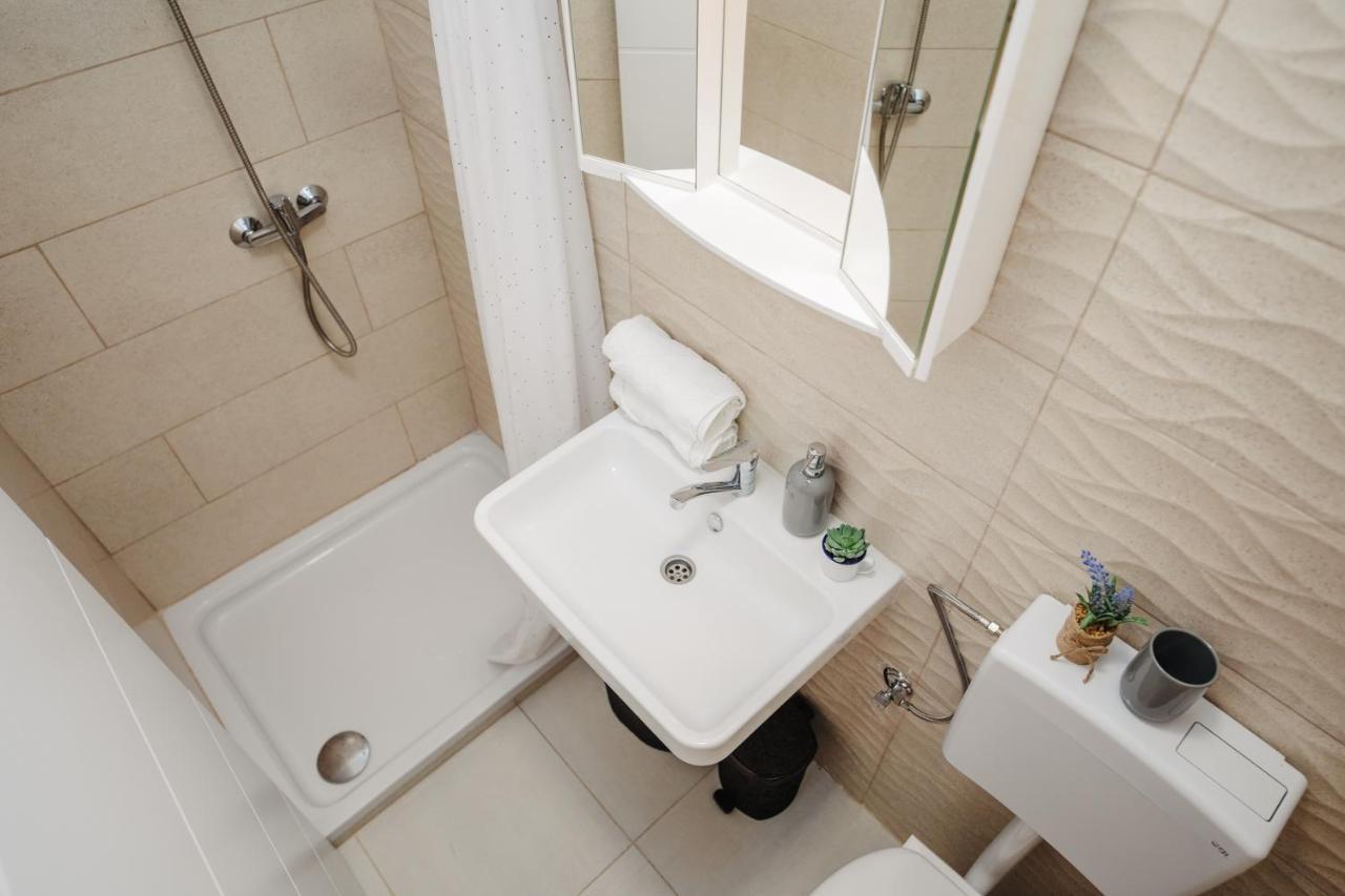Studio Apartmant Tonka 希贝尼克 外观 照片